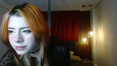 Snapshot of fyreandfox_ chatting on 05/09/26, 08:58 FIRE AND FOX online show from 05/09/26, 08:58