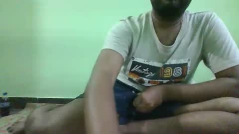 Snapshot of g0lu_ chatting on 12/26/24, 11:10 Nunnu online show from 12/26/24, 11:10