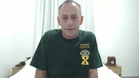 Snapshot of g10303 chatting on 10/07/25, 08:33 g103031910303 online show from 10/07/25, 08:33