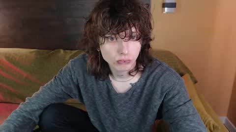 Snapshot of g1vememoney chatting on 03/23/26, 06:17 Ian online show from 03/23/26, 06:17