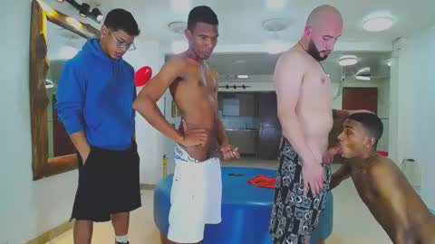 Snapshot of g4mens chatting on 12/07/24, 01:25 G4MENS online show from 12/07/24, 01:25