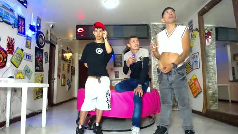 Snapshot of g4mens chatting on 09/29/25, 04:45 G4MENS online show from 09/29/25, 04:45