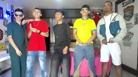 Snapshot of g4mens chatting on 11/03/25, 03:35 G4MENS online show from 11/03/25, 03:35