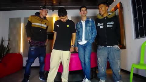 Snapshot of g4mens chatting on 11/21/25, 10:19 G4MENS online show from 11/21/25, 10:19