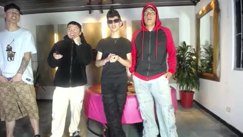 Snapshot of g4mens chatting on 11/22/25, 10:53 G4MENS online show from 11/22/25, 10:53