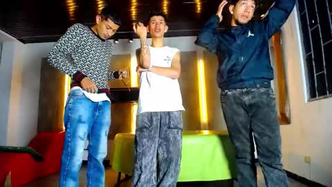 Snapshot of g4mens chatting on 01/13/26, 04:12 G4MENS online show from 01/13/26, 04:12