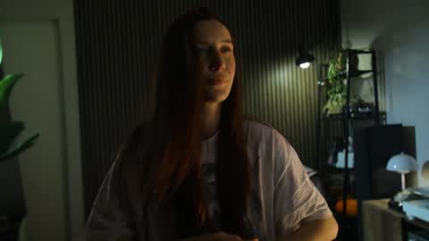 Snapshot of g_ia chatting on 04/09/26, 06:35 G online show from 04/09/26, 06:35