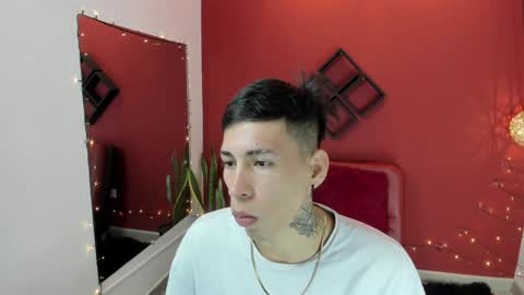 Snapshot of gaarataihen1 chatting on 12/17/24, 01:27 Gaara online show from 12/17/24, 01:27