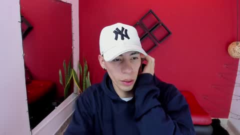 Snapshot of gaarataihen1 chatting on 01/06/25, 12:02 Gaara online show from 01/06/25, 12:02