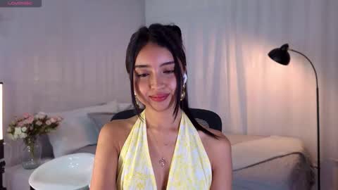 Snapshot of gab1_ chatting on 10/14/25, 12:11 Gaby online show from 10/14/25, 12:11