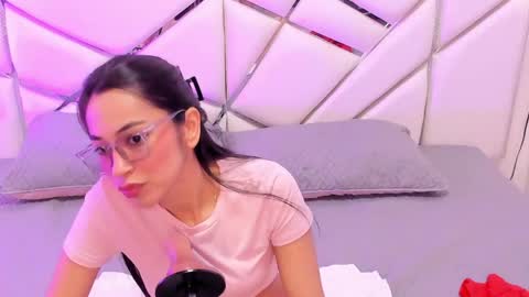 Snapshot of gabbieskinny chatting on 05/31/26, 03:08 gabbieskinny online show from 05/31/26, 03:08