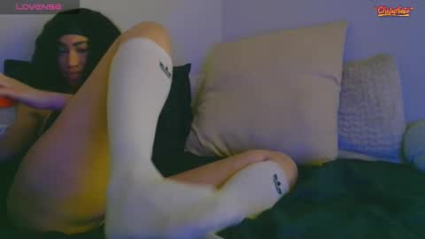 Snapshot of gabbiicakez chatting on 11/23/25, 08:08 Gabbii Cakez online show from 11/23/25, 08:08