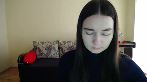 Jaklin online show from 10/19/25, 08:48