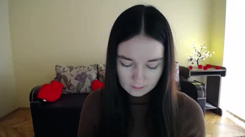 Snapshot of gabby_di chatting on 04/24/26, 08:50 Jaklin online show from 04/24/26, 08:50