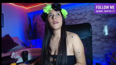 Snapshot of gabby_sweet5 chatting on 11/04/25, 03:38 Gabby Sweet online show from 11/04/25, 03:38