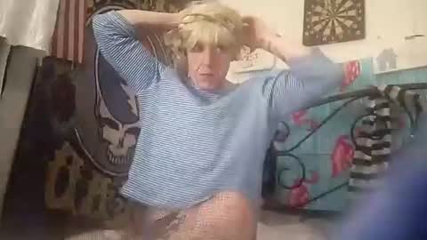 Snapshot of gabbybaby88 chatting on 01/01/25, 06:38 gabbybaby88 online show from 01/01/25, 06:38