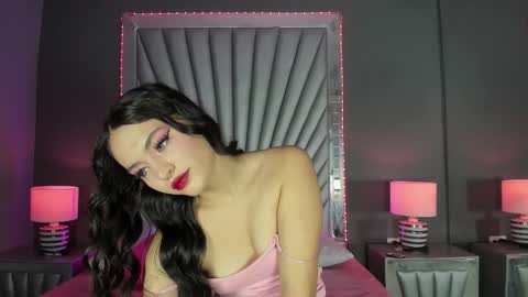 Snapshot of gabbybale chatting on 10/11/25, 11:42 Gabbybale  online show from 10/11/25, 11:42