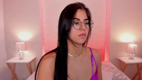 Snapshot of gabbyowenn chatting on 04/03/26, 04:10 Gabby online show from 04/03/26, 04:10