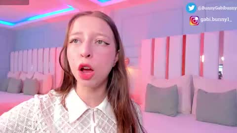 Gabi  online show from 01/13/26, 05:18