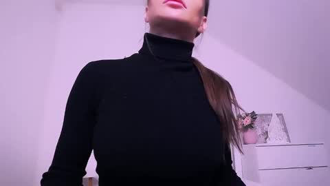 Snapshot of gabi_carter chatting on 12/23/24, 06:11 GabiCarter online show from 12/23/24, 06:11