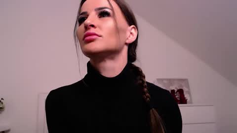 Snapshot of gabi_carter chatting on 03/04/25, 07:41 GabiCarter online show from 03/04/25, 07:41