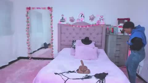 gabi_jhons_23 online show from 09/26/25, 11:47