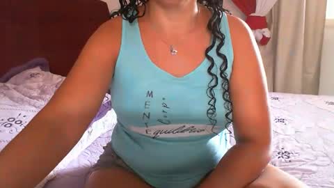 Snapshot of gabibrasil chatting on 04/20/26, 03:26 gaby layla online show from 04/20/26, 03:26