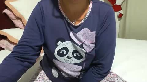 Snapshot of gabibrasil chatting on 05/08/26, 06:13 gaby layla online show from 05/08/26, 06:13