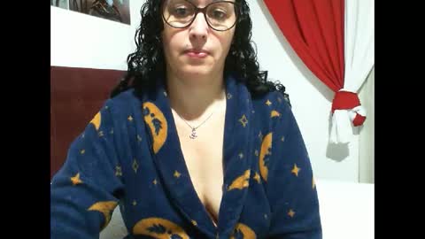 Snapshot of gabibrasil chatting on 05/21/26, 07:10 gaby layla online show from 05/21/26, 07:10