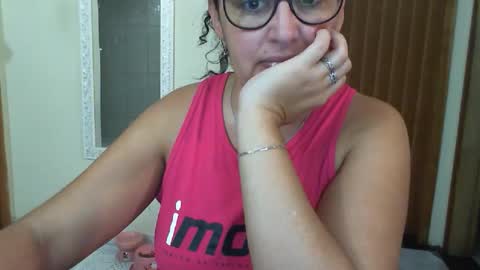 Snapshot of gabibrasil chatting on 06/05/26, 08:36 gaby layla online show from 06/05/26, 08:36