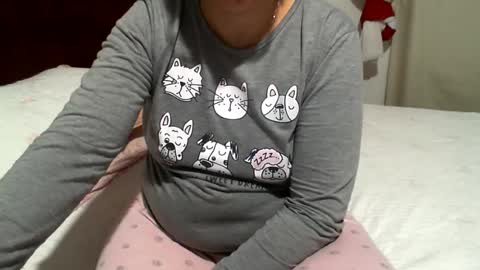 Snapshot of gabibrasil chatting on 07/15/26, 10:48 gaby layla online show from 07/15/26, 10:48