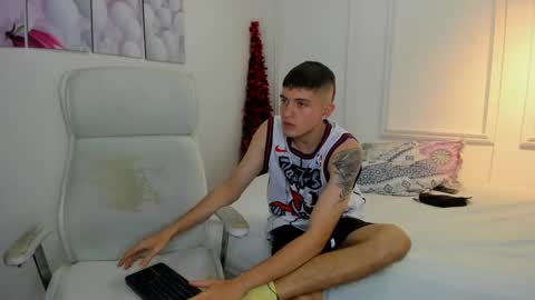 Gaby online show from 12/24/24, 02:43