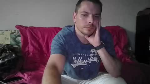 Snapshot of gabin371987 chatting on 12/16/24, 10:50 Gabin online show from 12/16/24, 10:50