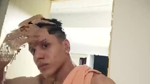 Gabo online show from 02/15/25, 06:02