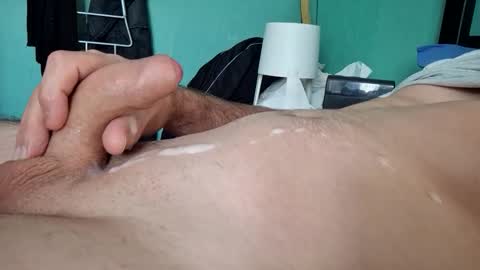 Snapshot of gabriel669 chatting on 10/14/25, 01:45 gabriel669 online show from 10/14/25, 01:45