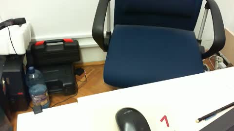 Snapshot of gabriel9_2003 chatting on 09/17/25, 06:59 gabriel9_2003 online show from 09/17/25, 06:59