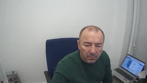 Snapshot of gabriel9_2003 chatting on 04/01/26, 11:00 gabriel9_2003 online show from 04/01/26, 11:00