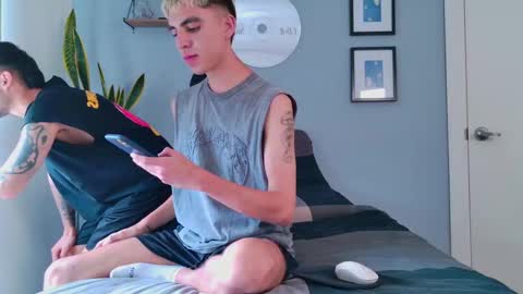 gabriel_and_geronimo online show from 09/10/25, 07:47