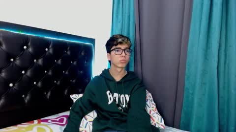 gabriel_x18 online show from 03/02/26, 05:08