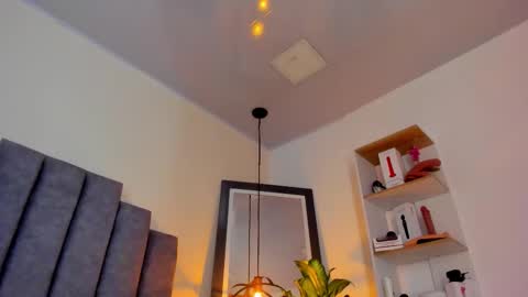 Snapshot of gabriela__gomez chatting on 11/30/25, 02:26 Carolina online show from 11/30/25, 02:26