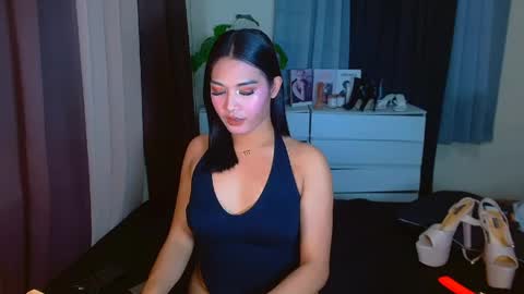 Snapshot of gabriela_deluxe chatting on 05/11/26, 04:04 gabriela_deluxe online show from 05/11/26, 04:04