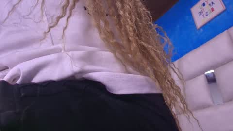 gabriela online show from 01/04/25, 07:02