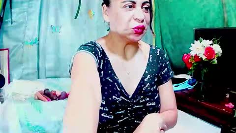 Gabriella Lopez online show from 10/23/25, 04:17