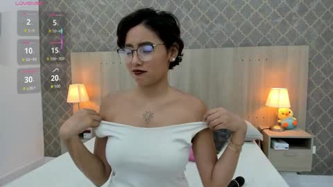 Gabriela Vargas online show from 04/26/26, 08:06