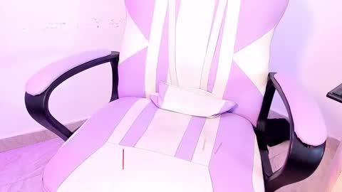 Snapshot of gabrielaa_miller_ chatting on 11/04/25, 09:58 gabrielaa_miller_ online show from 11/04/25, 09:58