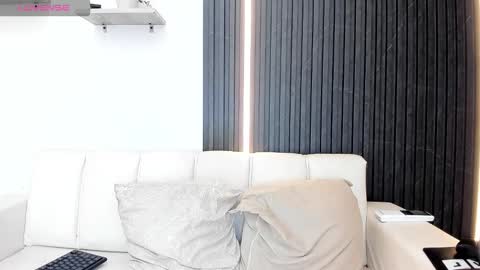 Snapshot of gabrielaa_miller_ chatting on 11/08/25, 07:23 gabrielaa_miller_ online show from 11/08/25, 07:23