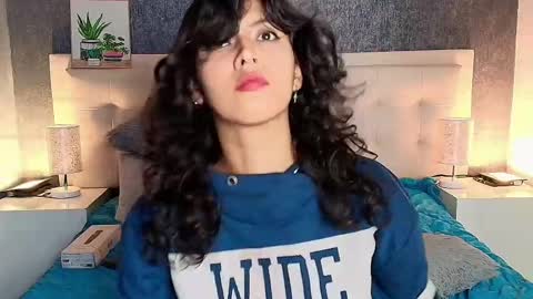 Snapshot of gabrielacortez chatting on 02/25/25, 01:20 GABRIELA online show from 02/25/25, 01:20