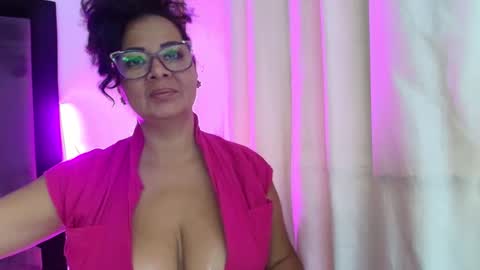 GABRIELA online show from 11/30/25, 04:44