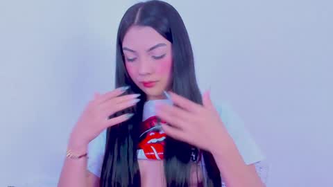 Snapshot of gabrielam_ms chatting on 01/09/25, 02:33 Gabriela Evans MS online show from 01/09/25, 02:33