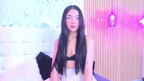 Snapshot of gabrielam_ms chatting on 01/13/25, 03:23 Gabriela Evans MS online show from 01/13/25, 03:23